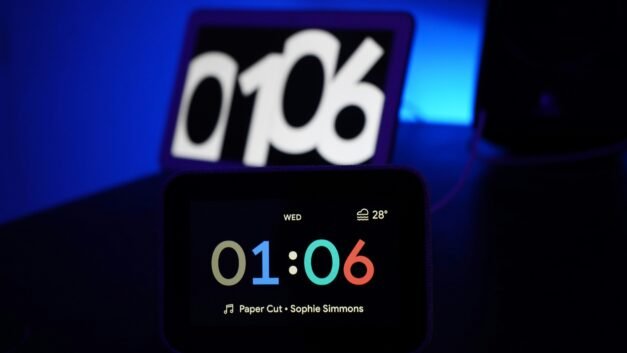 Maximize Your Dental Care: How to Properly Set Up a Smart Display for Oral Health Tips