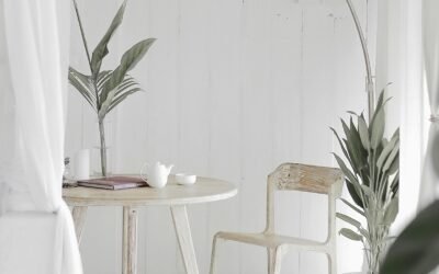 Stylish Home Decor: Modern Accessories for Minimalist Living Spaces