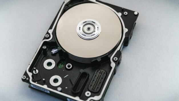 Mastering Office Tech: A Step-by-Step Guide to Safely Back Up Your Data on an External Hard Drive