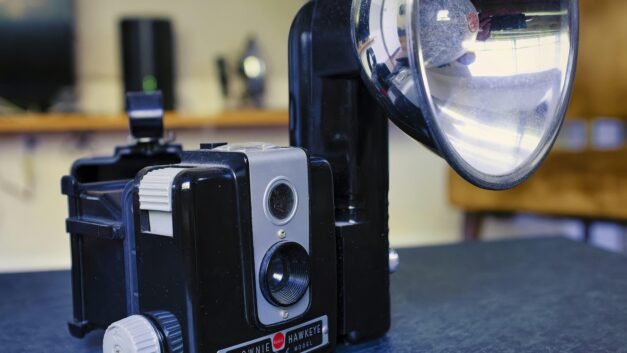 Choosing the Right Flash Units for Studio Photography: A Comprehensive Guide