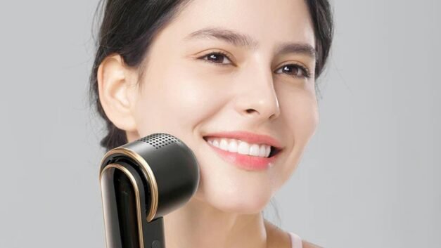 Your Ultimate Guide to Choosing the Perfect Skincare Device for Your Skin Type