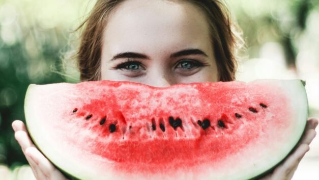 10 Proven Tips for Achieving a Healthy and Brighter Smile