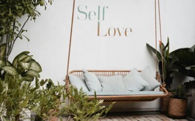 Maximize Your Space: Clever Garden Furniture Solutions for Small Balconies
