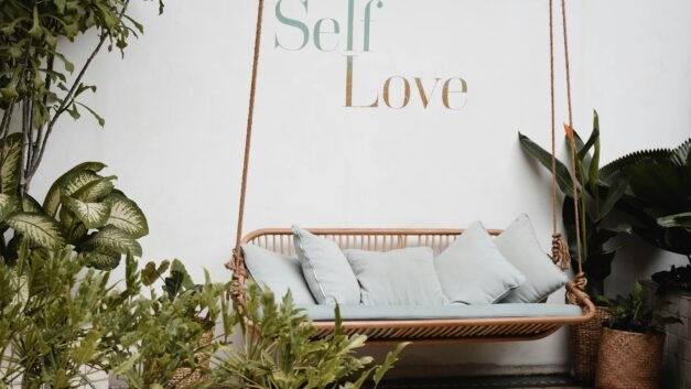 Maximize Your Space: Clever Garden Furniture Solutions for Small Balconies