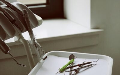 Wood, Rattan, or Metal: Choosing the Best Material for Your Dental Care Products