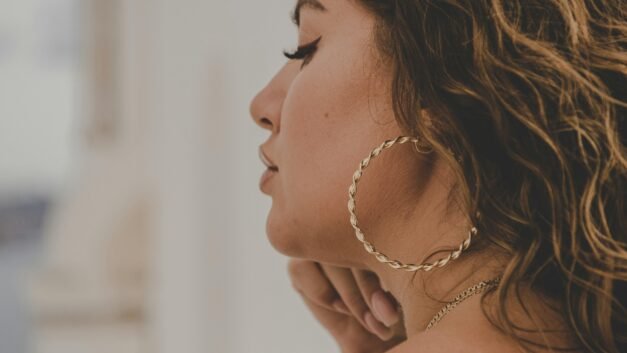 Sparkle & Save: Explore Our Exclusive Sale on Branded Earrings!