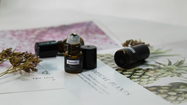 Unisex Fragrances: Discover the Allure of Fresh and Woody Scents for Everyone