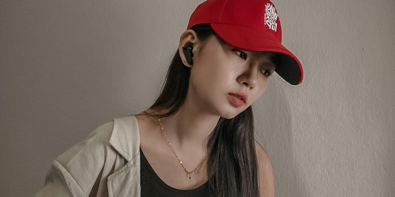 Mastering Style: Top Tips for Women on Combining Clothing and Accessories