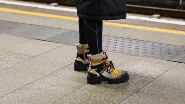 Step Into Style: Top Trendy Sandals for 2025 You Need to Know!