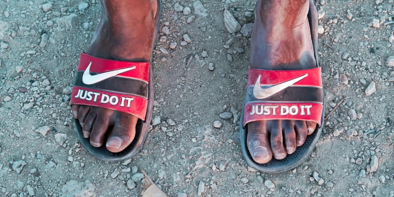 Uncovering the Benefits and Risks of Barefoot Running Shoes: Are They Right for You?