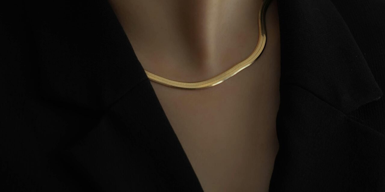 Elevate Your Elegance: Expert Tips for the Perfect Luxury Jewelry Combination